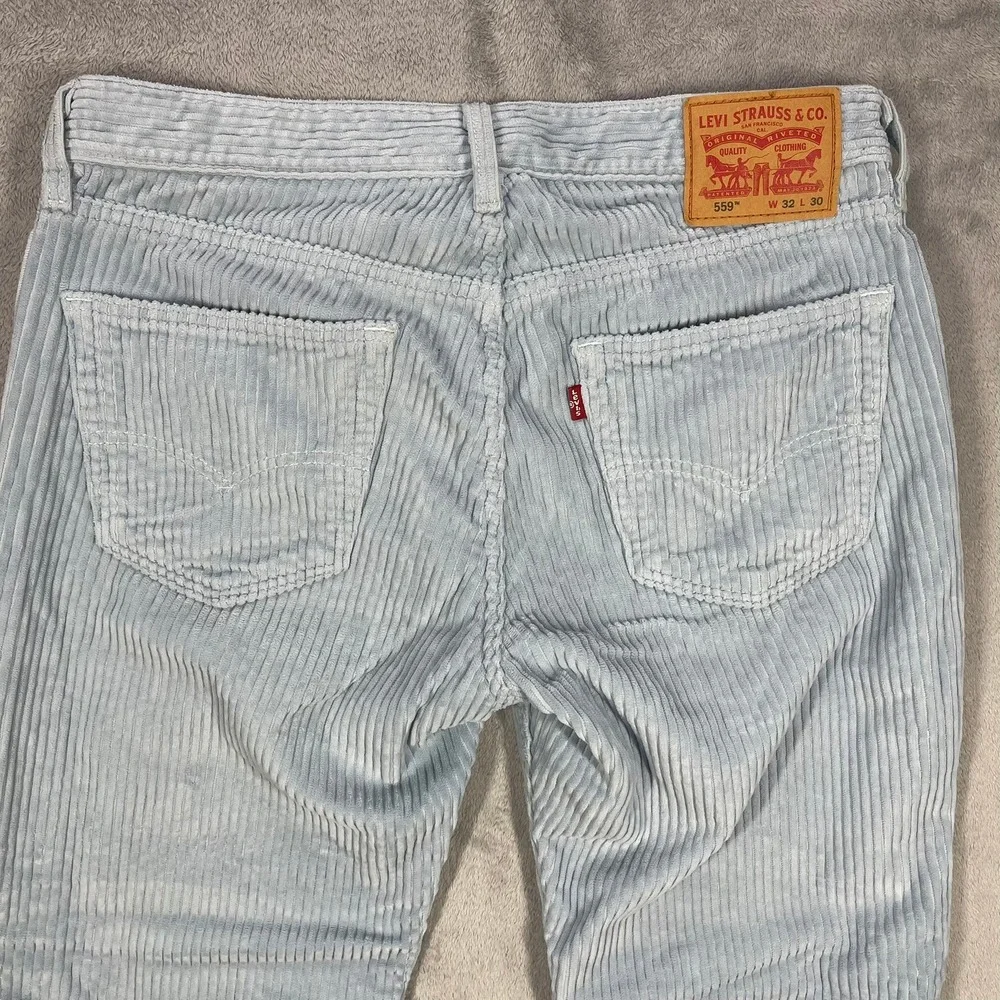 Levi's 559 Corduroy Pants Mens 32x30 (29) Light Baby Blue Relaxed Straight Wale